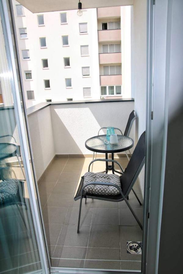 Elena Apartmani Tuzla Exteriér fotografie